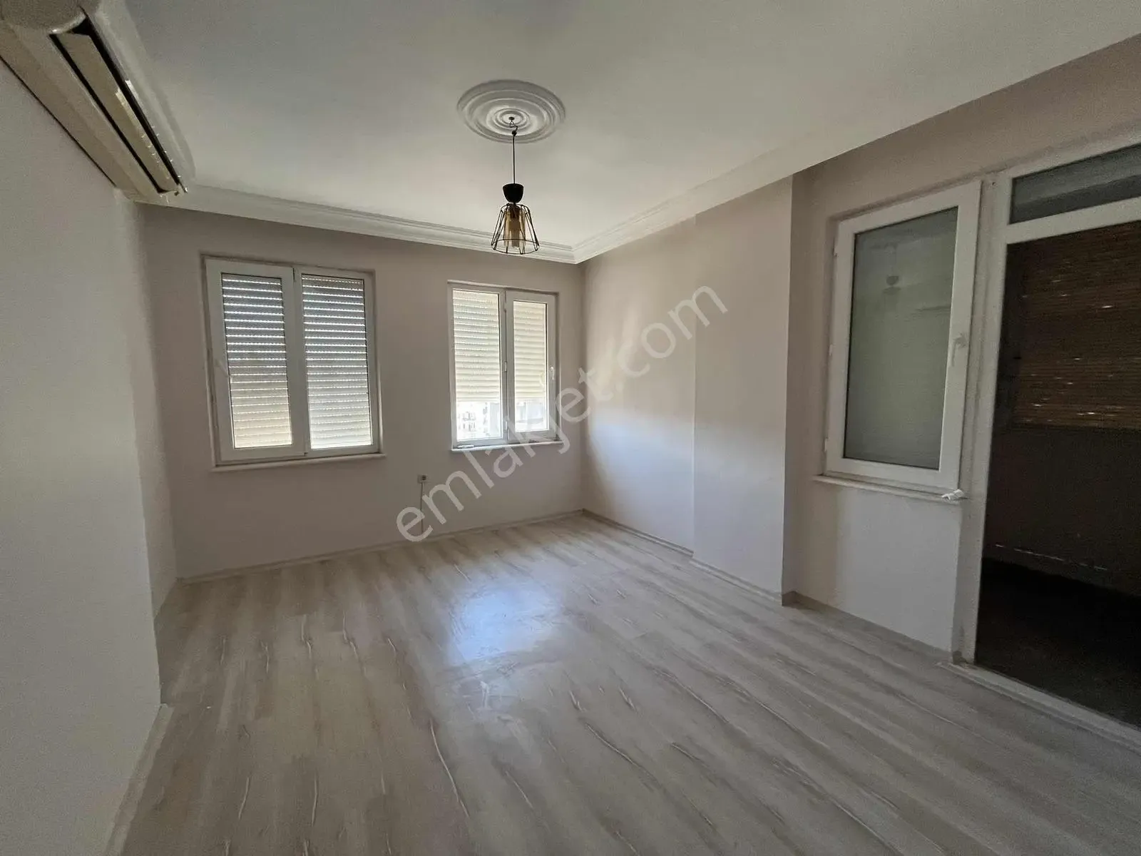 Meydankavağında Anayol Üstü Ara Kat 3+1 Kiralık Daire — görsel 21