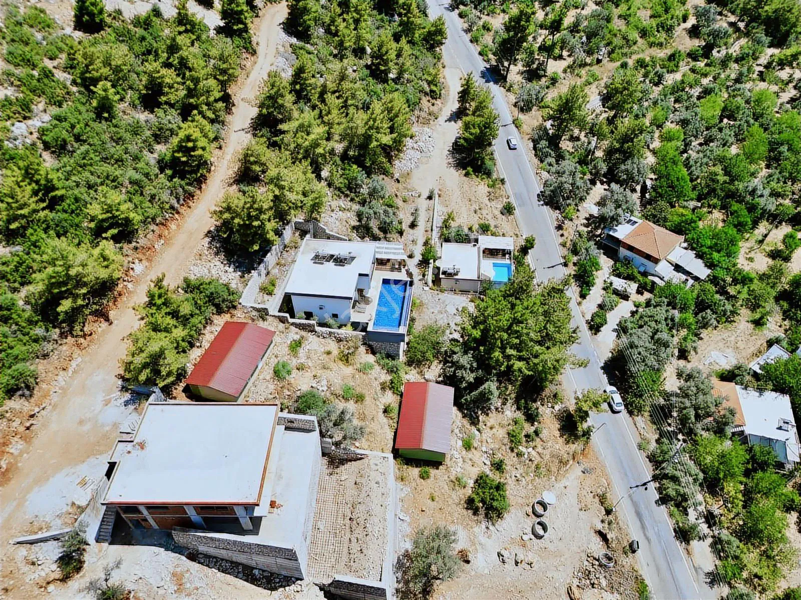 Deniz Manzaralı Ana Yol Üzeri 961m2 Abonelikli Villa Parseli — görsel 8
