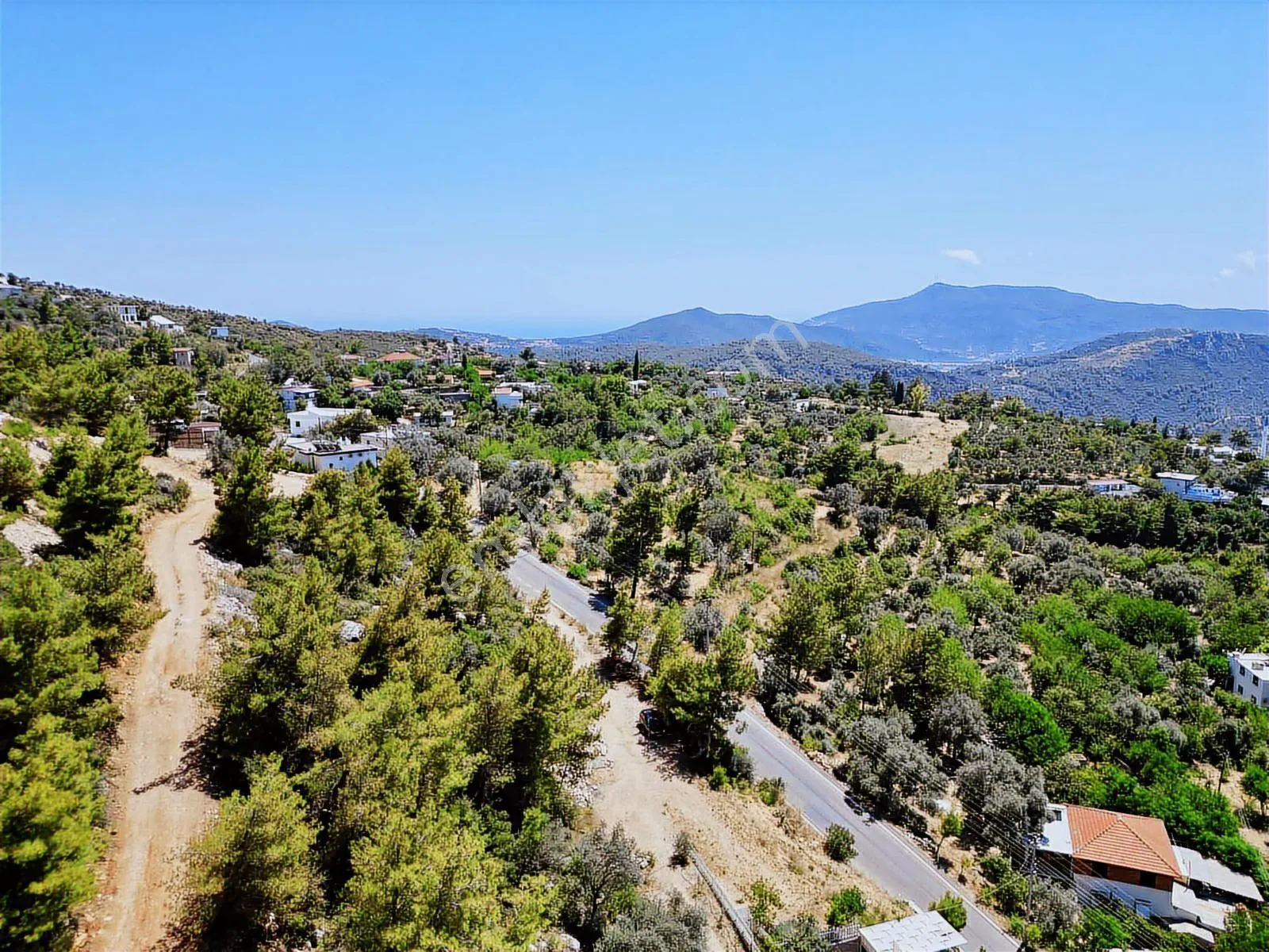 Deniz Manzaralı Ana Yol Üzeri 961m2 Abonelikli Villa Parseli — görsel 22