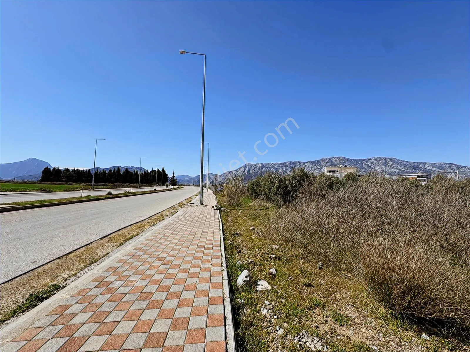 Döşemealtı Merkez 600 M2 Ticari 5 Kat 1 Emsal Satılık Arsa — görsel 8