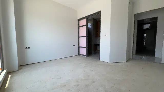 Güzelyurt’ta Müstakil Bahçe Kullanımlı ve Yerden Isıtmalı 2+1 Rezidans Dairesi — görsel 5