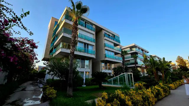 Uncalı’da Lüks Sitede , vatandaşlığa uygun , satılık 4+1 daire — görsel 2