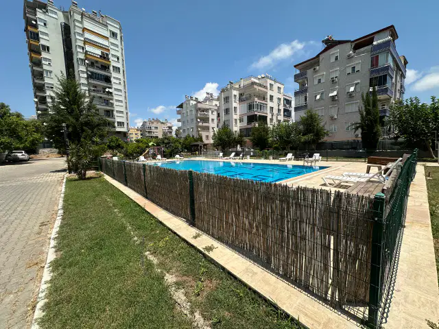 Kolejlere yürüme mesafesinde tadilatlı masrafsız daire