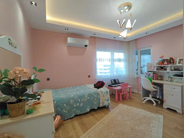 Konyaaltı Liman Mh. İçi Yenilenmiş Arakat Satılık 3+1 Daire — görsel 20