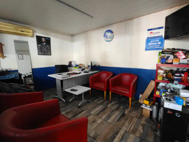 Akdeniz Sanayi Sitesinde 75.Yıl Cad. üzeri Satılık 250 m2 Dükkân — görsel 7