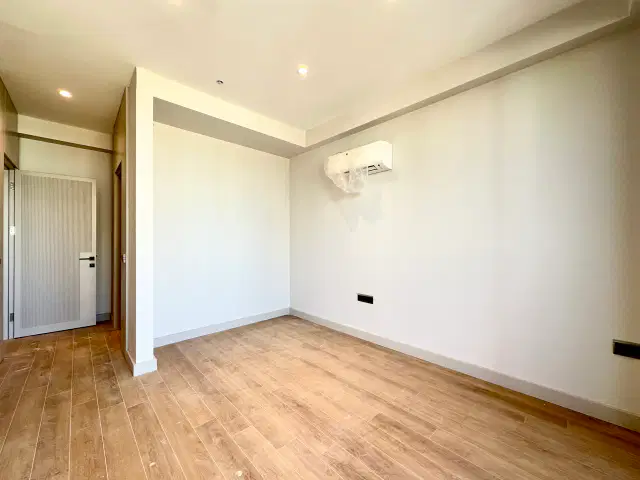 ALTINTAŞ ÖZELLİKLİ SİTEDE 1+1 LÜKS DAİRE — görsel 4