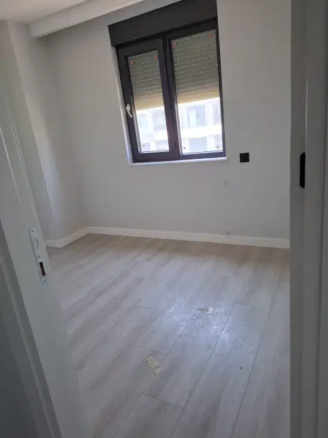Altıntaş Ayyıldız sitesinde havuz cephesi boş kiralık daire 2+1 kiralık — görsel 20