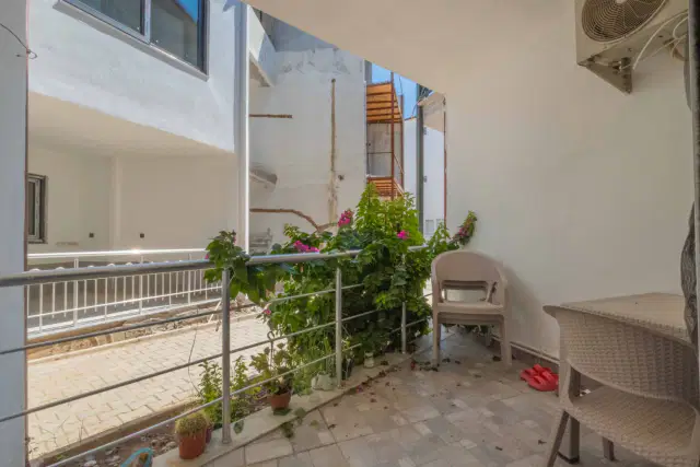 Kemerağzı Begonvil Sitesinde Tripleks Müstakil Ev — görsel 11