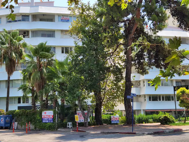 DUTLUBAHÇE 'DE ÇOK GENİŞ 300 M2 DUBLEX DAİRE — görsel 28