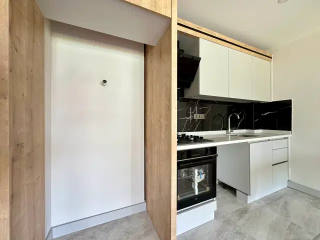 ALTINTAŞ ÖZELLİKLİ SİTEDE SATILIK 1+1 BAHÇE KULLANIMLI DAİRE — görsel 9