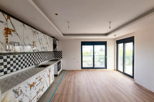 Ermenek'te Şık İskanlı Geniş Sıfır 3+1 Dubleks Daire — görsel 3