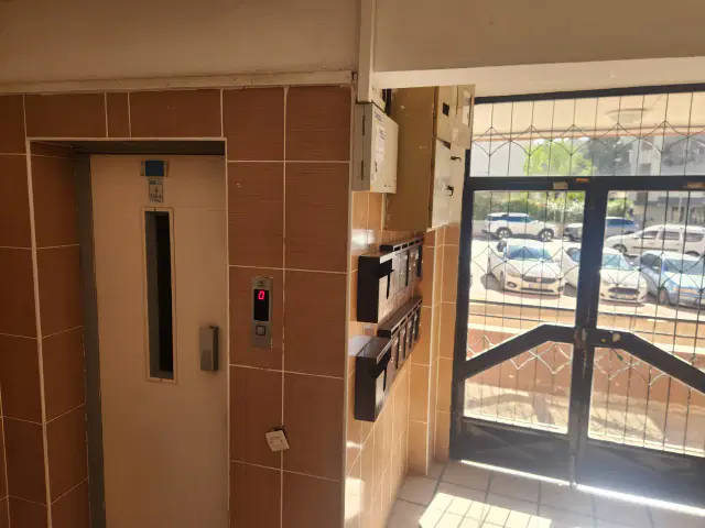 MEYDAN TRAMVAY DURAĞINDA TABELA DEĞERİ YÜKSEK İŞYERİ — görsel 25
