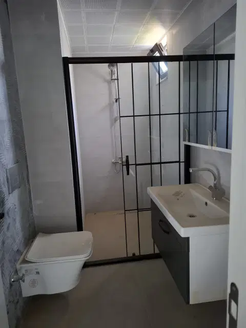 Altıntaş Ayyıldız sitesinde havuz cephesi boş kiralık daire 2+1 kiralık — görsel 28
