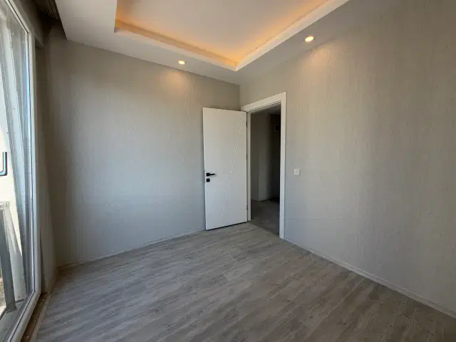 ALTINTAŞ’TA İSKANLI 2+1 | KAPALI OTOPARKLI | FIRSAT DAİRE — görsel 8