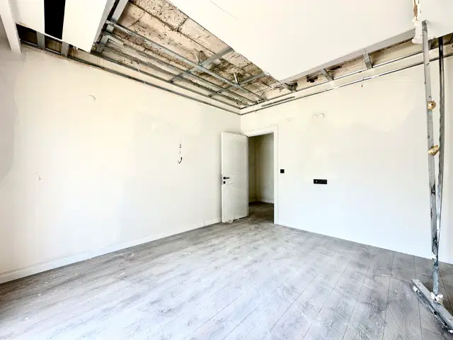 ALTINTAŞ 40LIK CAD ÜZERİNDE FIRSAT 2+1 VİLLA — görsel 23