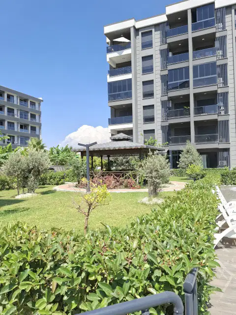 Altıntaş Ayyıldız sitesinde havuz cephesi boş kiralık daire 2+1 kiralık — görsel 5