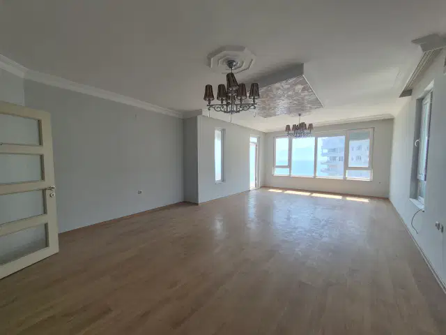DENİZE SIFIR KONUMDA SİTE İÇİ FULL MANZARA 3+1 — görsel 9