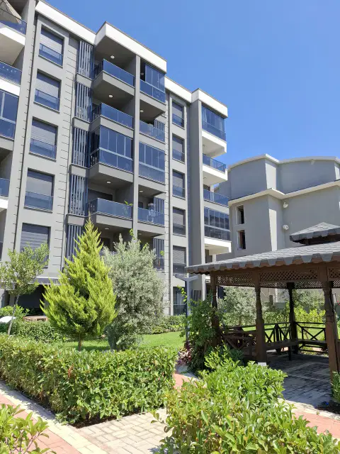 Altıntaş Ayyıldız sitesinde havuz cephesi boş kiralık daire 2+1 kiralık — görsel 35