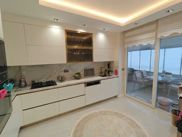 Konyaaltı Liman Mh. İçi Yenilenmiş Arakat Satılık 3+1 Daire — görsel 10