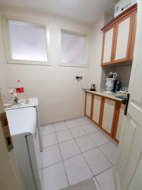 İş merkezinde full eşyalı ofis — görsel 4