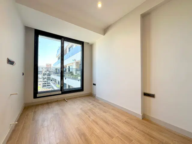 ALTINTAŞ ÖZELLİKLİ SİTEDE 1+1 LÜKS DAİRE — görsel 11