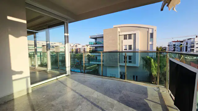 Uncalı’da Lüks Sitede , vatandaşlığa uygun , satılık 4+1 daire — görsel 8