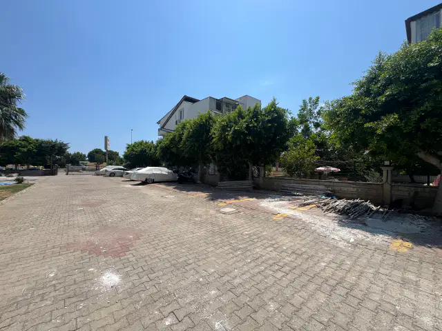 GÜZELOBA DA DENİZE ÇOK YAKIN SİTE İÇİ 3+1 SATILIK DAİRE — görsel 2
