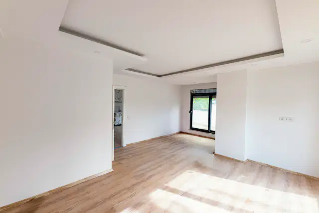 ERMENEK'TE BAHÇE KULLANIMLI İSKANLI SIFIR 2+1 DAİRE — görsel 8