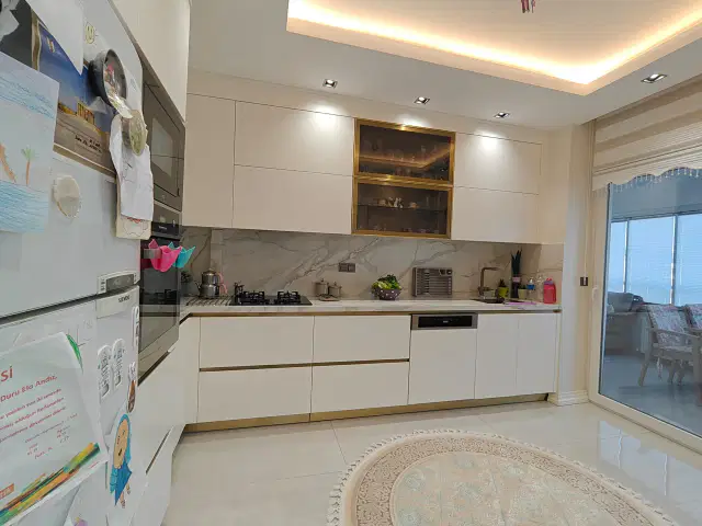 Konyaaltı Liman Mh. İçi Yenilenmiş Arakat Satılık 3+1 Daire — görsel 9