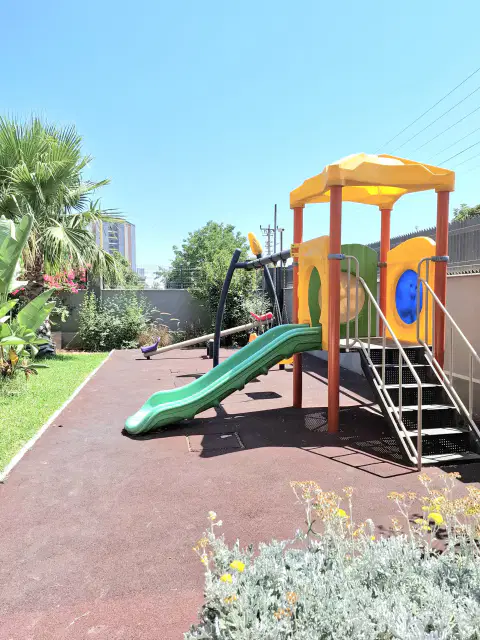 Altıntaş Ayyıldız sitesinde havuz cephesi boş kiralık daire 2+1 kiralık — görsel 9