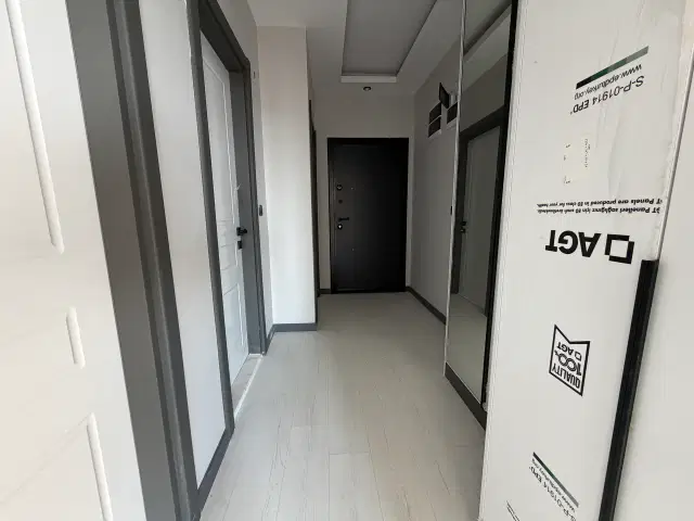 ALTINTAŞ’TA 2+1 ARA KAT | KULLANIŞLI 2 BALKONLU DAİRE — görsel 3