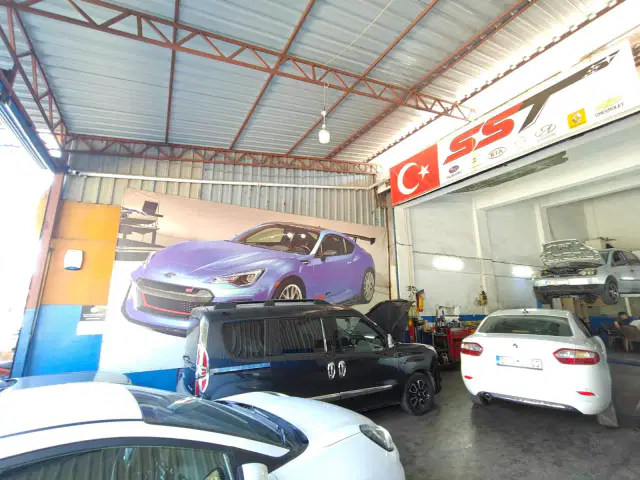 Akdeniz Sanayi Sitesinde 75.Yıl Cad. üzeri Satılık 250 m2 Dükkân — görsel 3