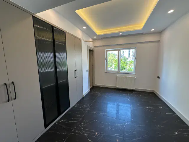 Kolejlere yürüme mesafesinde tadilatlı masrafsız daire — görsel 10
