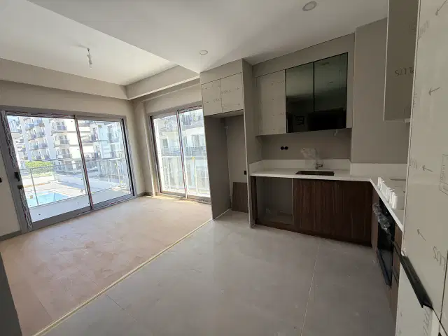 ALTINTAŞ TA SATILIK TERASLI 1+1 DAİRE — görsel 1