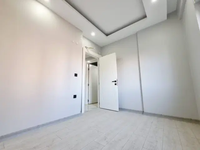 ALTINTAŞ'TA İSKANLI, HAVUZLU SİTEDE GENİŞ 2+1 DAİRE — görsel 18