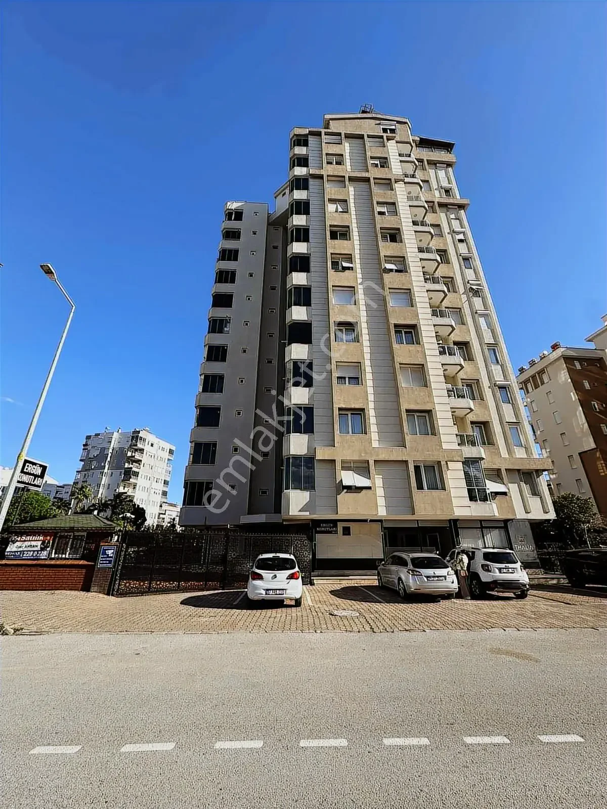 Çağlayan'da Deniz Manzaralı Havuzlu Arakat 3+1 Satılık Daire — görsel 10