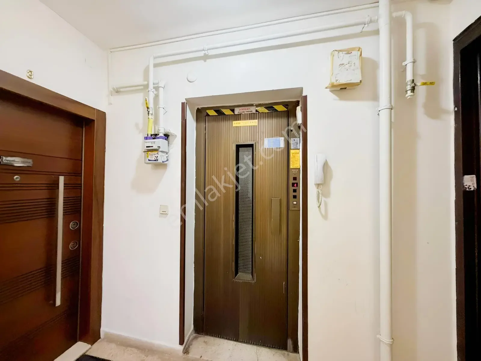 Güzeloba'da Deniz Ve Orman Manzaralı Kiralık 3 + 1 Ferah Daire — görsel 3