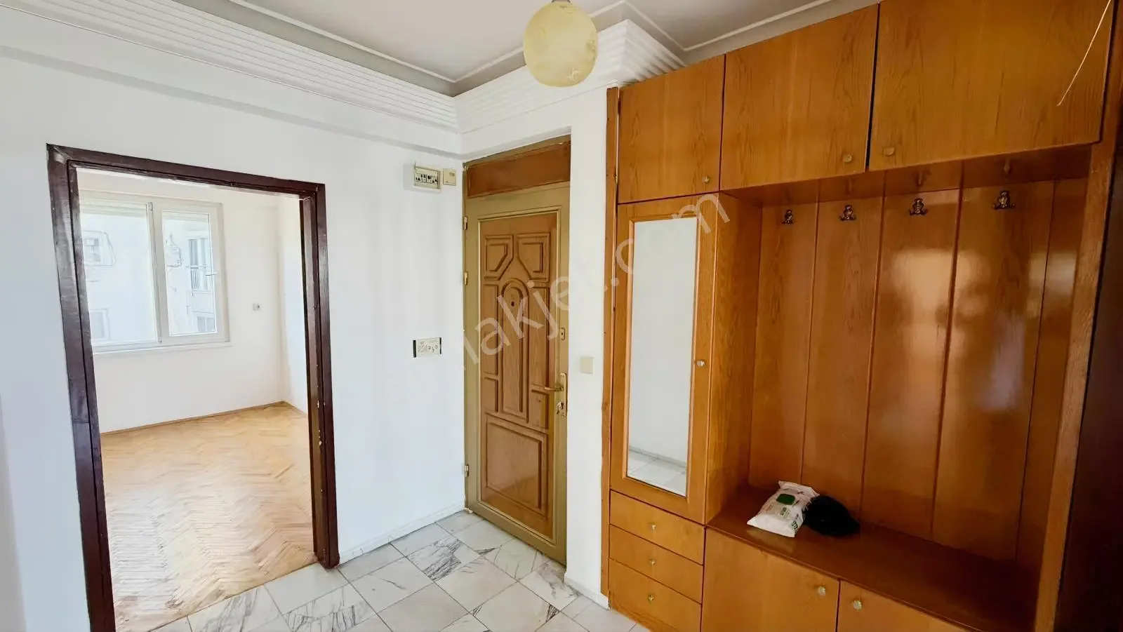 Güzeloba'da Deniz Ve Orman Manzaralı Kiralık 3 + 1 Ferah Daire — görsel 4