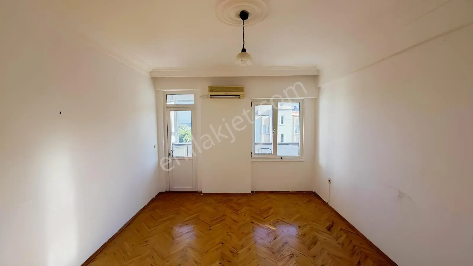 Güzeloba'da Deniz Ve Orman Manzaralı Kiralık 3 + 1 Ferah Daire — görsel 6