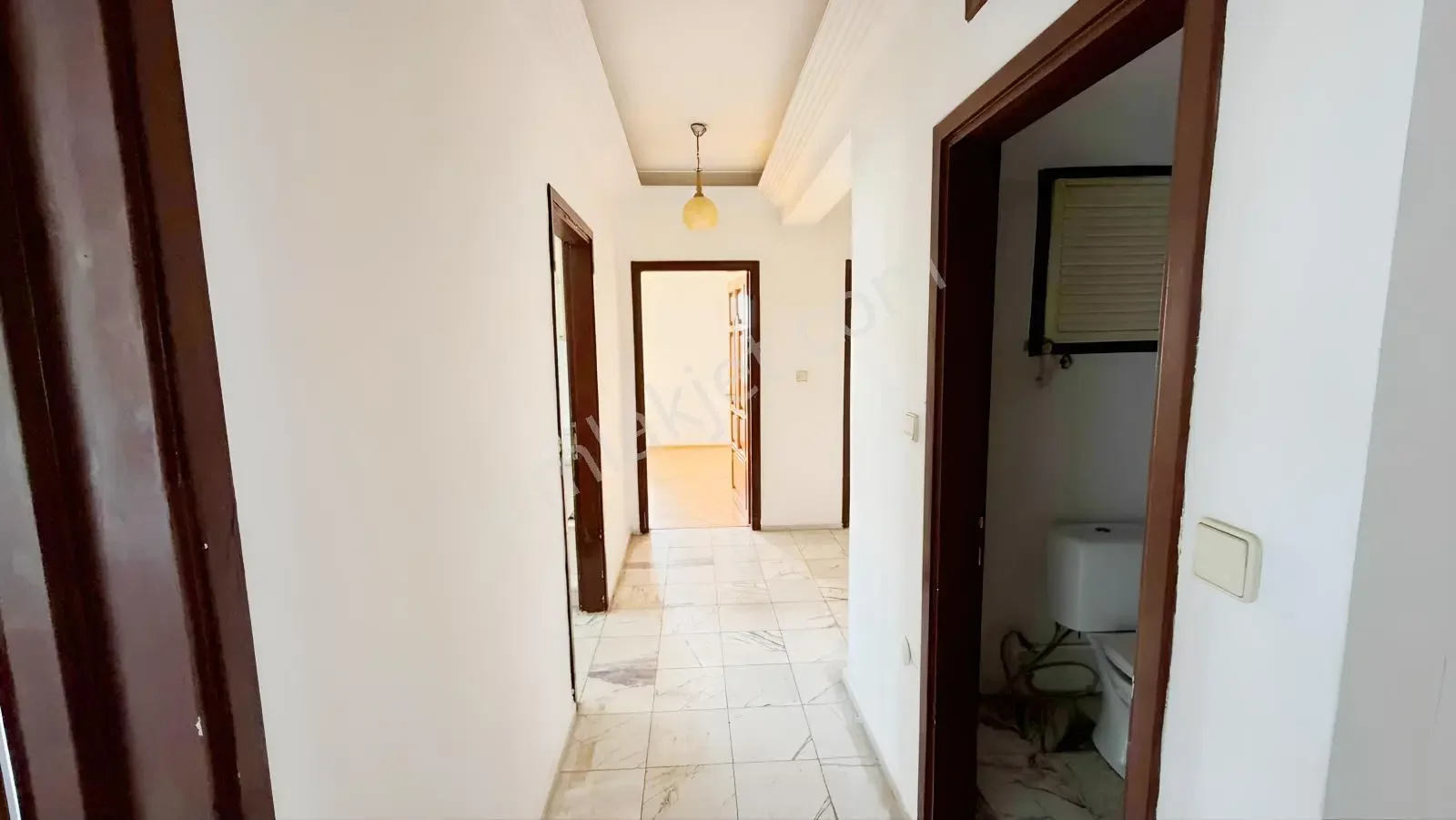 Güzeloba'da Deniz Ve Orman Manzaralı Kiralık 3 + 1 Ferah Daire — görsel 11