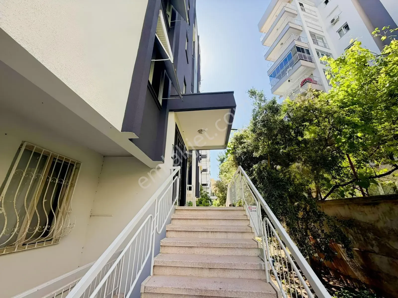 Güzeloba'da Deniz Ve Orman Manzaralı Kiralık 3 + 1 Ferah Daire — görsel 14
