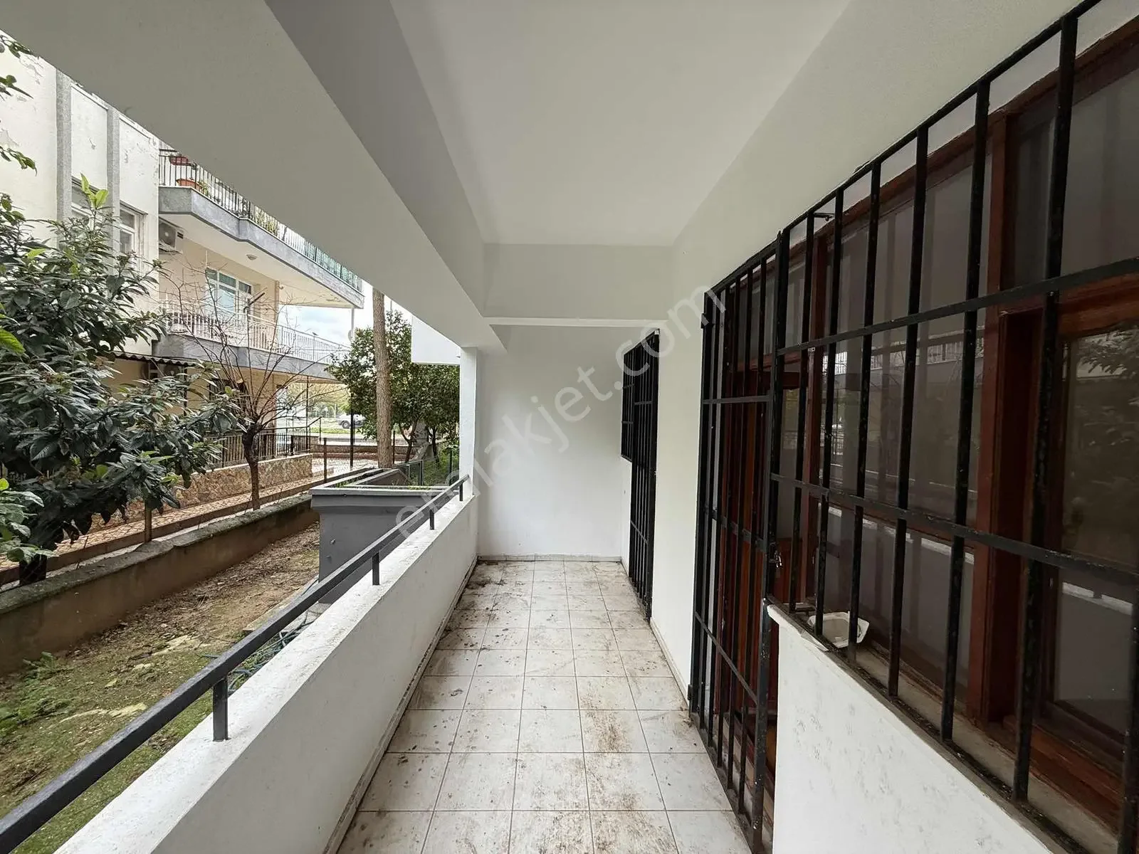 Güzeloba'da Ana Caddeye 2. Parsel Satılık Daire — görsel 17