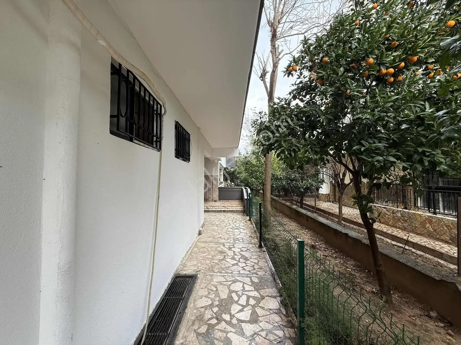 Güzeloba'da Ana Caddeye 2. Parsel Satılık Daire — görsel 24