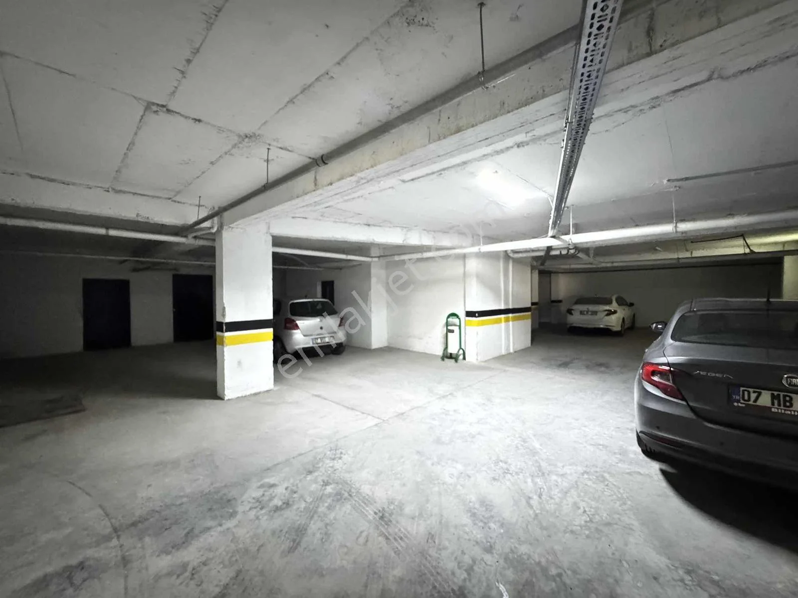 Hurma Da Denize Yakın Arakat Kapalı Otoparklı Havuzlu 2+1 — görsel 13