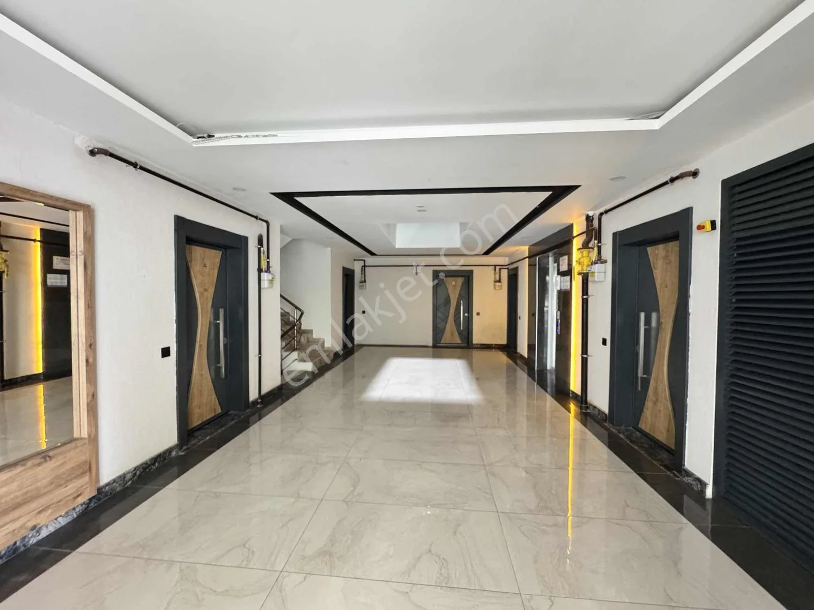Hurma Da Denize Yakın Arakat Kapalı Otoparklı Havuzlu 2+1 — görsel 20