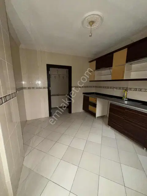 Muhteşem Lokasyon 2+1 Kiralık Daire — görsel 3