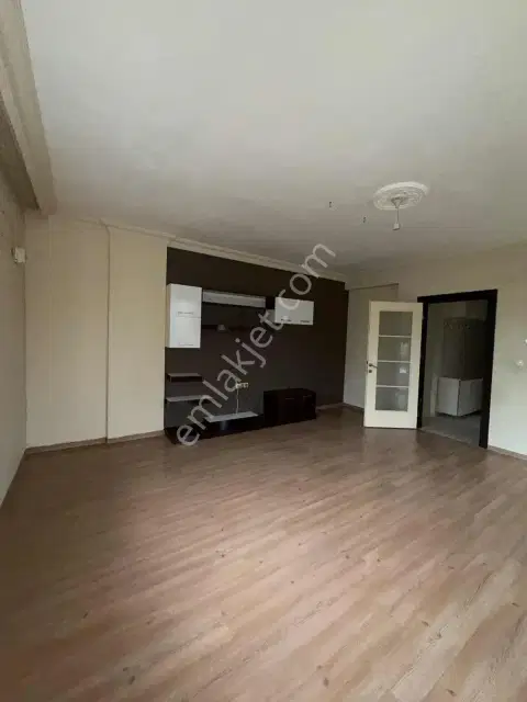 Muhteşem Lokasyon 2+1 Kiralık Daire — görsel 5
