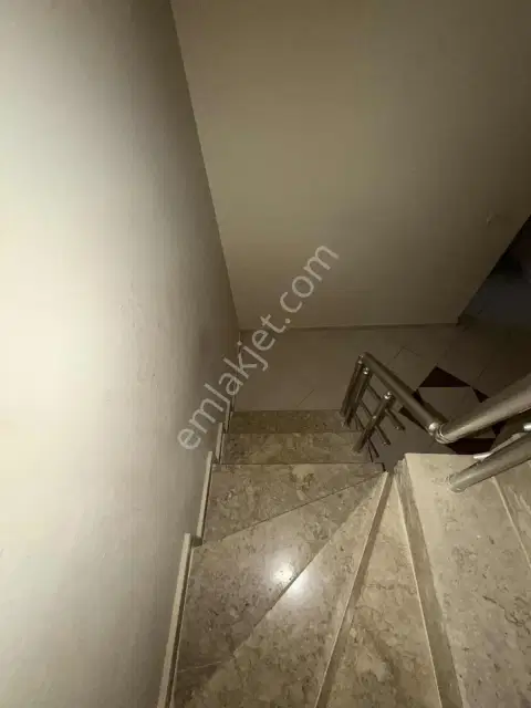 Muhteşem Lokasyon 2+1 Kiralık Daire — görsel 14