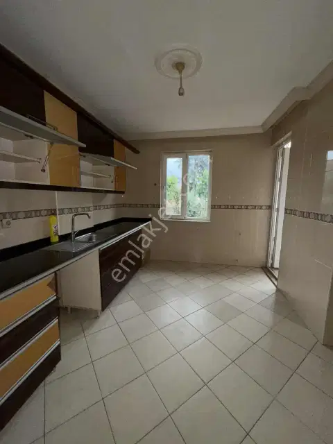Muhteşem Lokasyon 2+1 Kiralık Daire — görsel 23