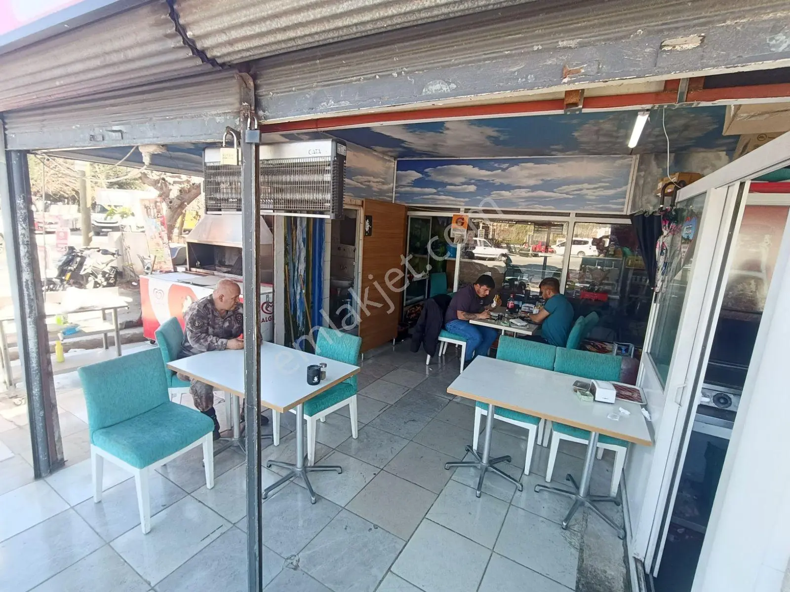Araç Takaslı/ İşlek Cadde Üzeri Devren /döner Salonu&şarküteri. — görsel 4